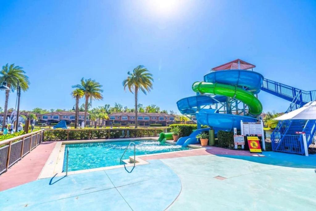 Private Townhome At Regal Oaks