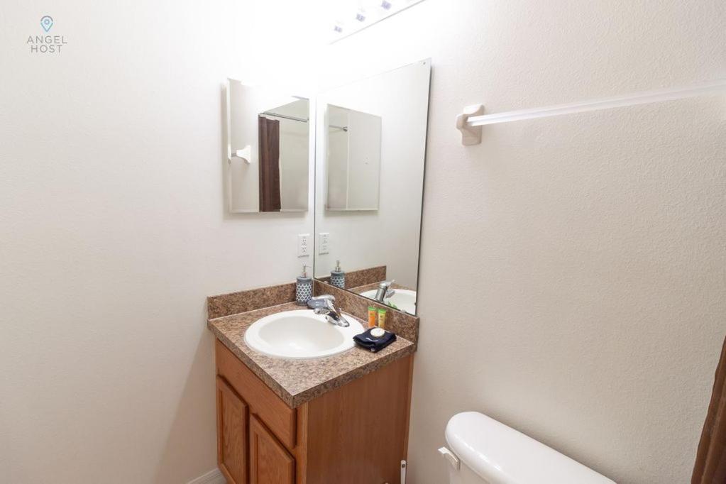 Townhome At Oakwater Holiday home *