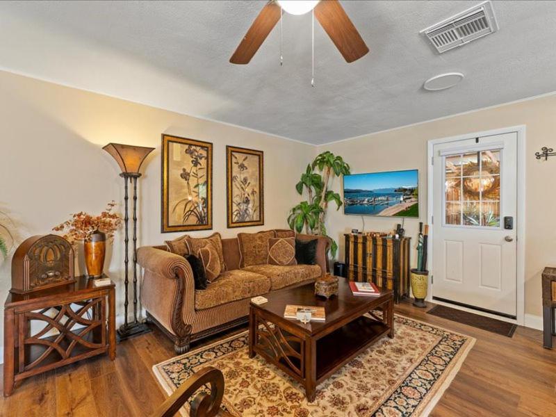 College Park-Orlando 5Star Villa Oasis - Home Away From Home - Quiet Neighborhood-Private Botanical Courtyard - Mins From Eola,Dt, Winter Park - Free Parking & Ev Plug In Orlando