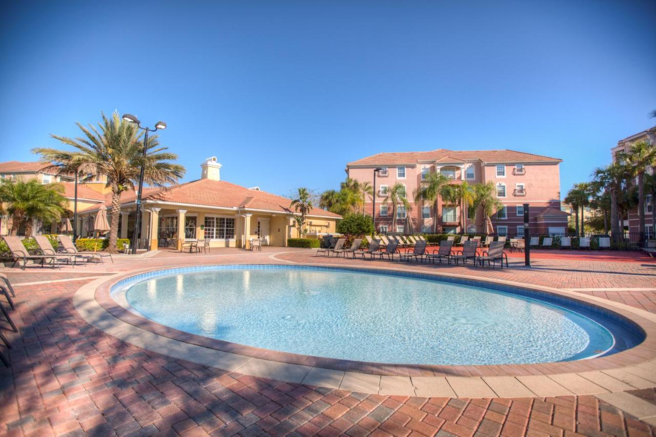 Apartment 4102 Breakview Drive 404
