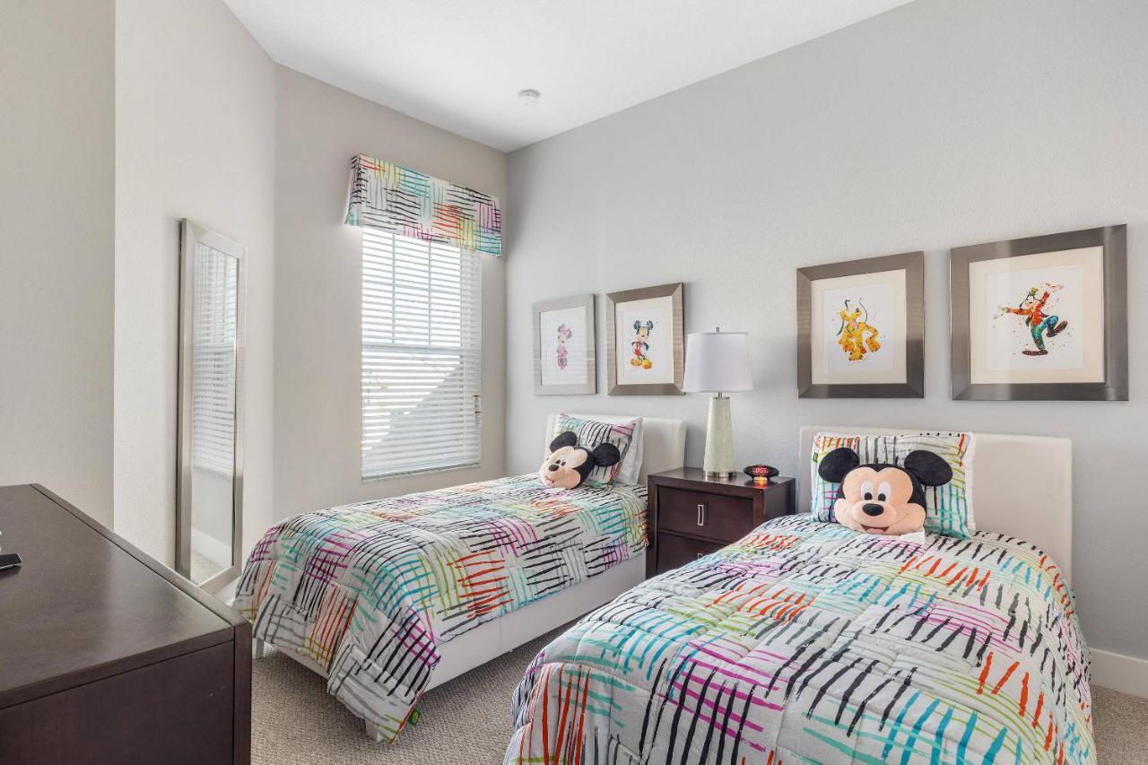Fantastic 4 Beds 5 Min To