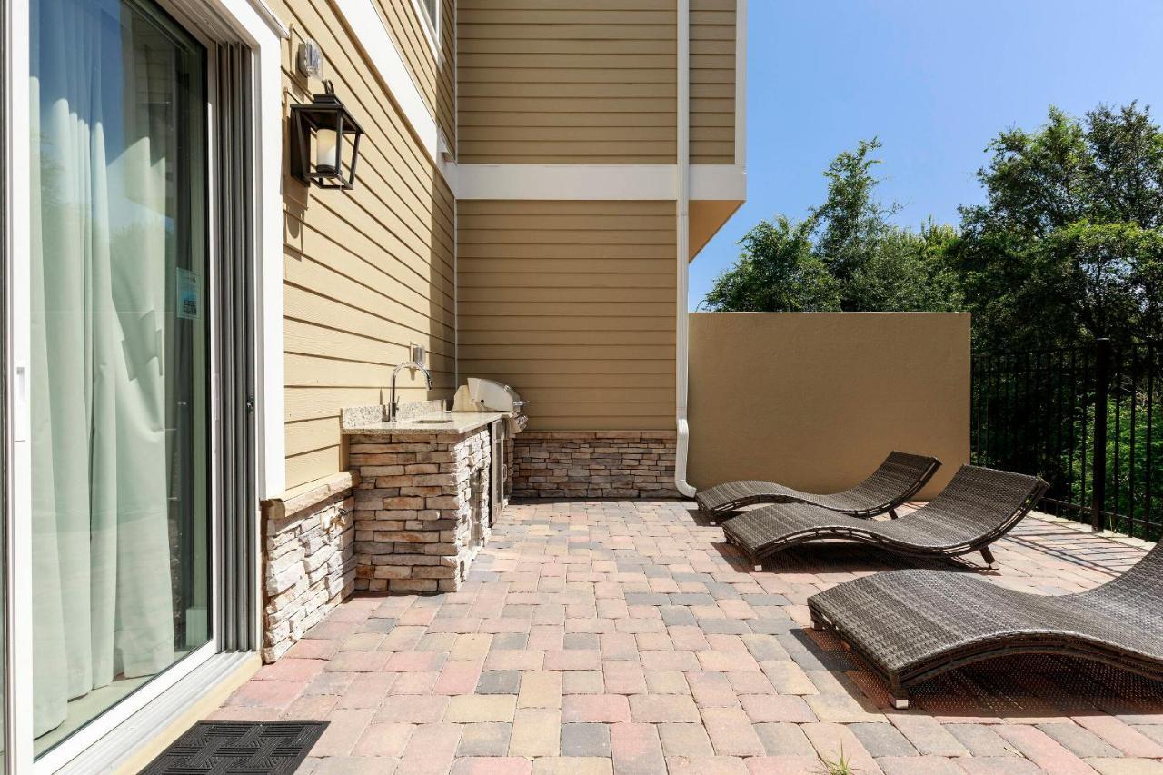 Gorgeous 5 At Summerville Holiday home