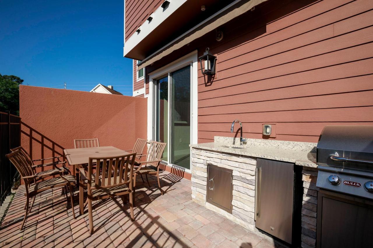 Holiday home Fantastic 4 Beds 5 Min To *