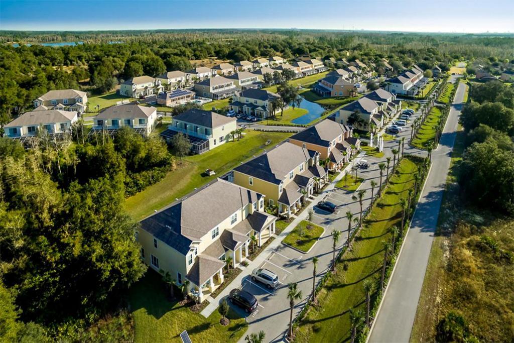 Serenity Townhouse 3br 3ba Holiday home