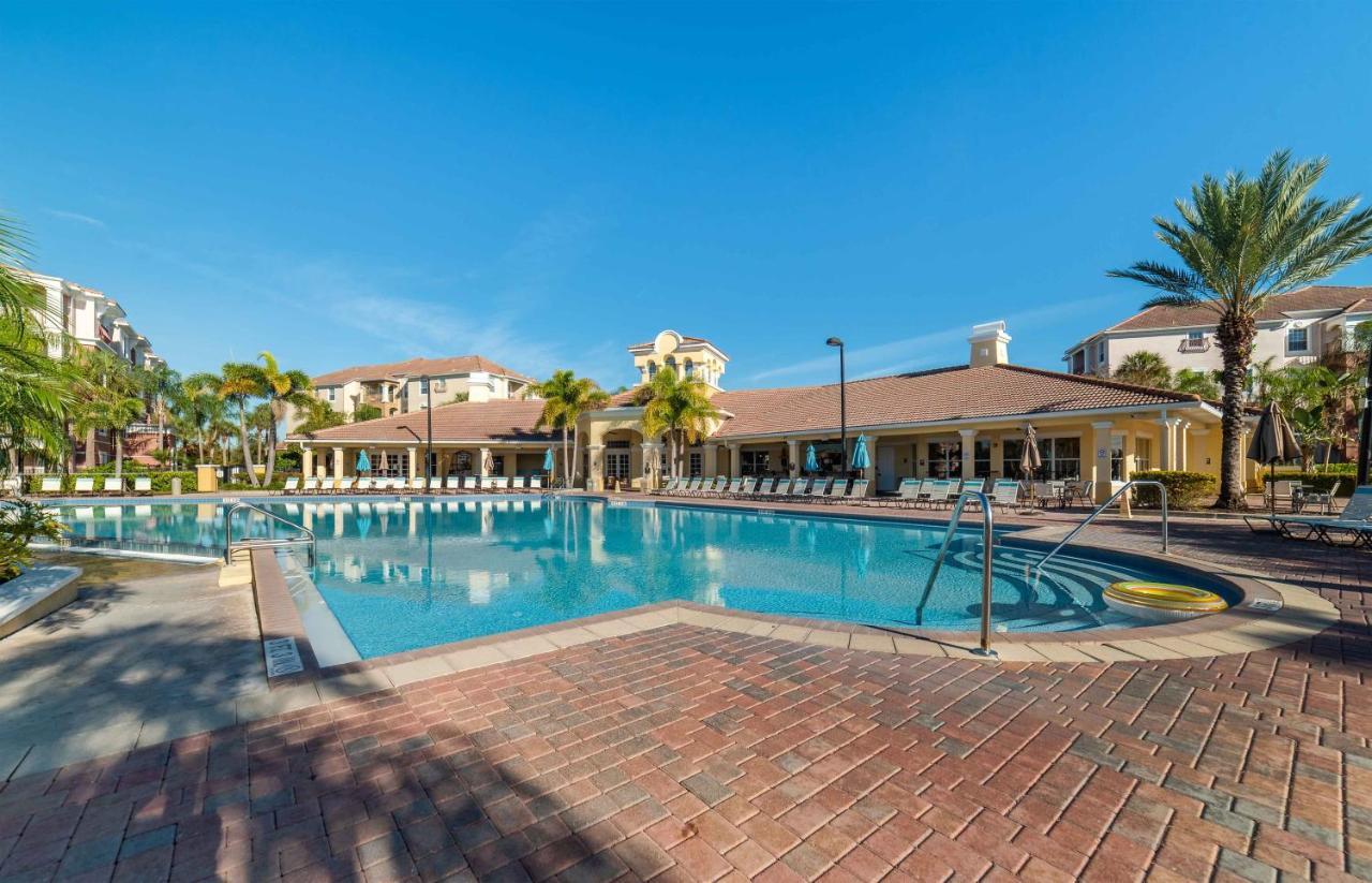 3 Condo, Sleeps 6, 7 Miles To At Vista Cay * Orlando