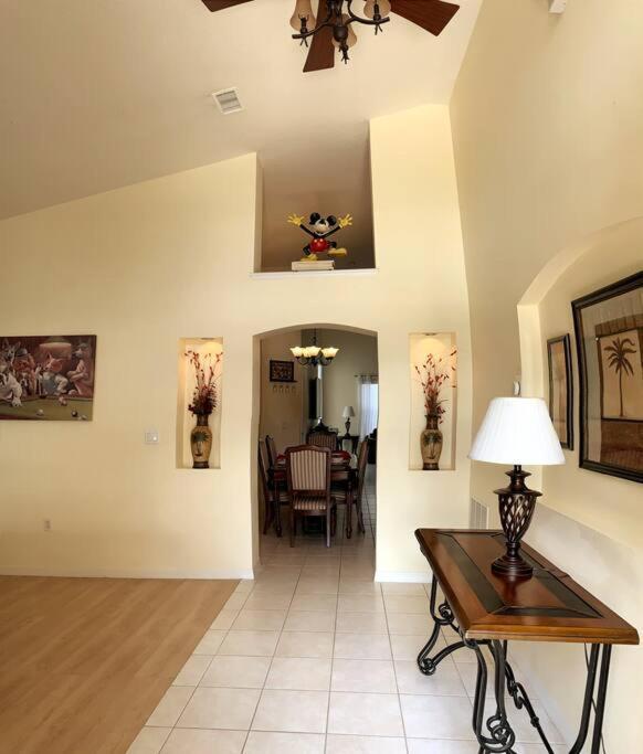 Holiday home Minutes To Disney! Spacious W/ Private Pool, Themed Rooms! *