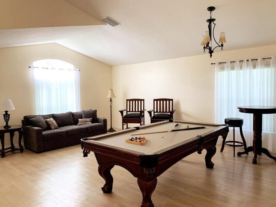 Holiday home Minutes To Disney! Spacious W/ Private Pool, Themed Rooms!