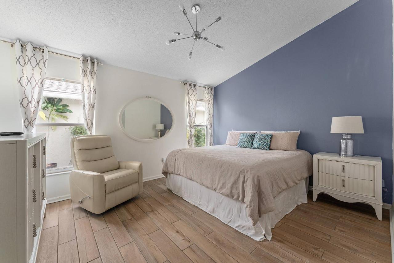 Well Illuminated And Spacious 3 Bedroom Wh15920 * Orlando