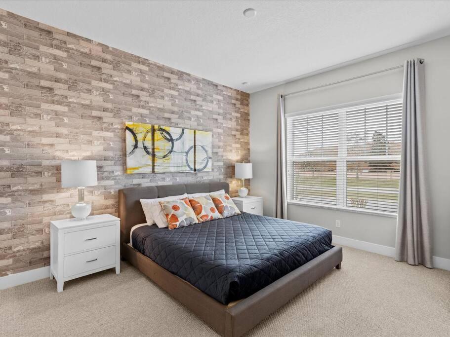 Villa Location!! Modern Luxury 2 Miles From Disney!