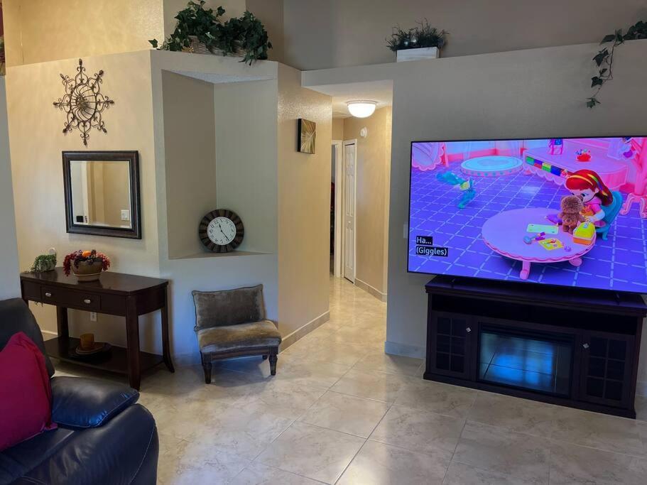 Holiday home Beautiful Modern 3 Bedroom House - Downtown Orlando *