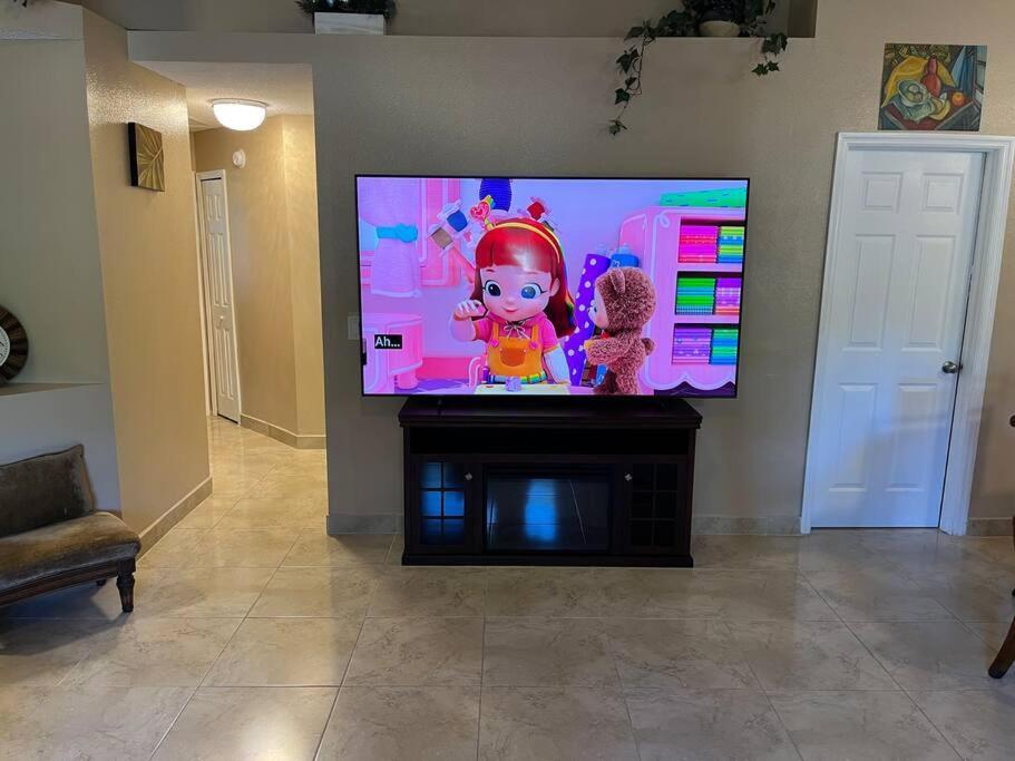 Holiday home Beautiful Modern 3 Bedroom House - Downtown Orlando