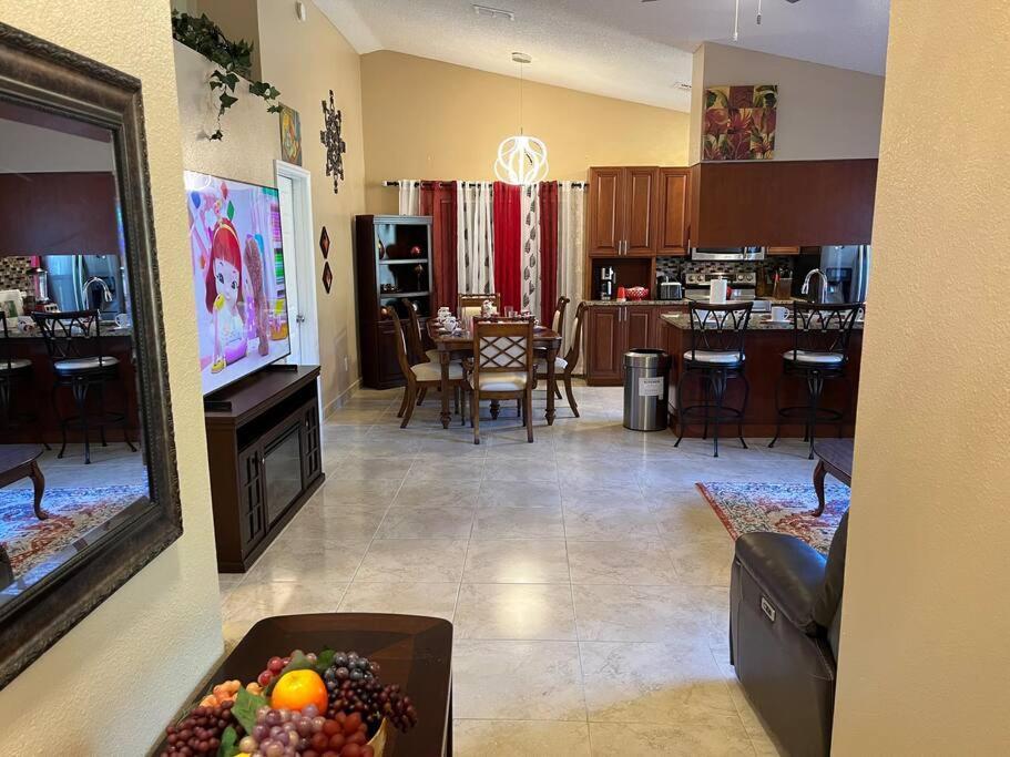 Beautiful Modern 3 Bedroom House - Downtown Orlando * Orlando