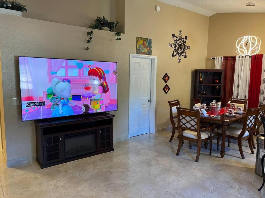Holiday home Beautiful Modern 3 Bedroom House - Downtown Orlando