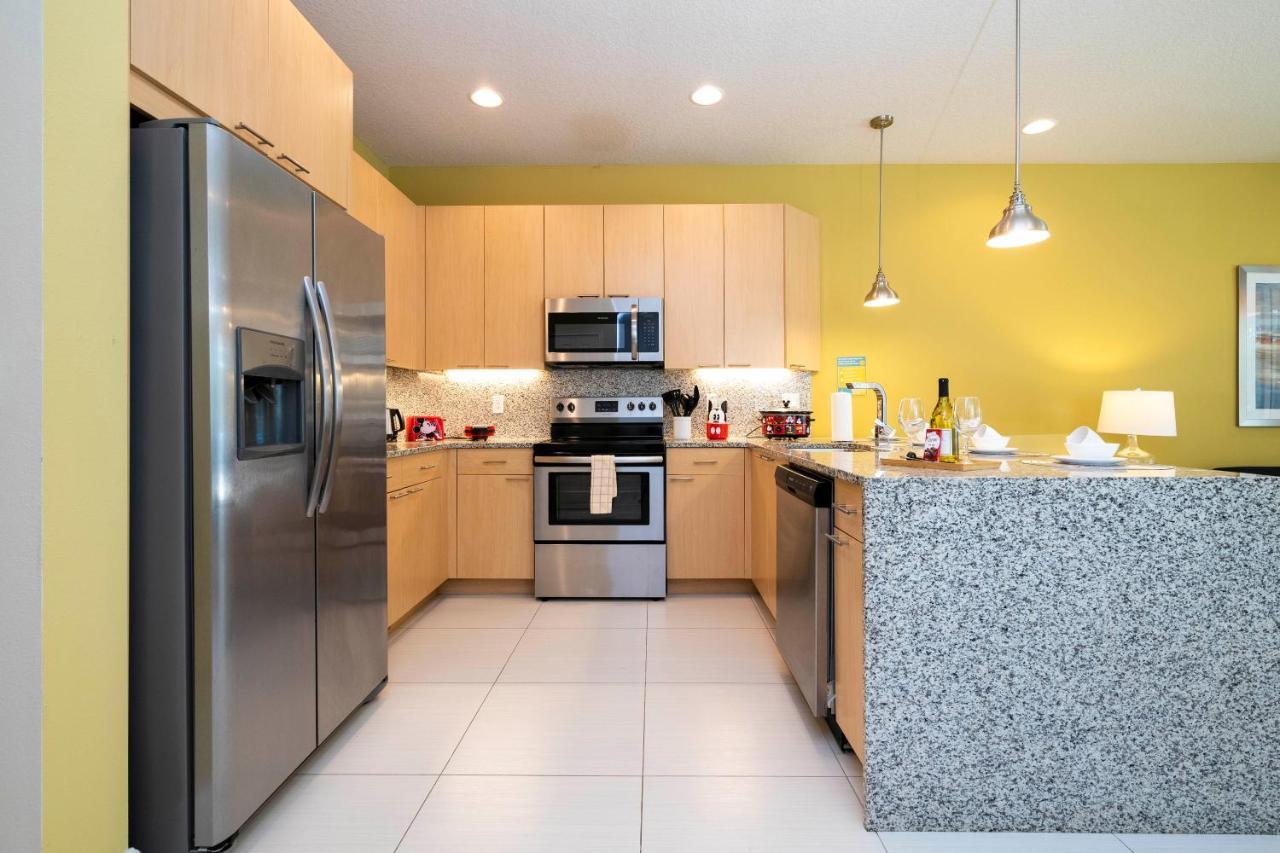 3br Townhouse Near Bbq Grill And Pool Holiday home