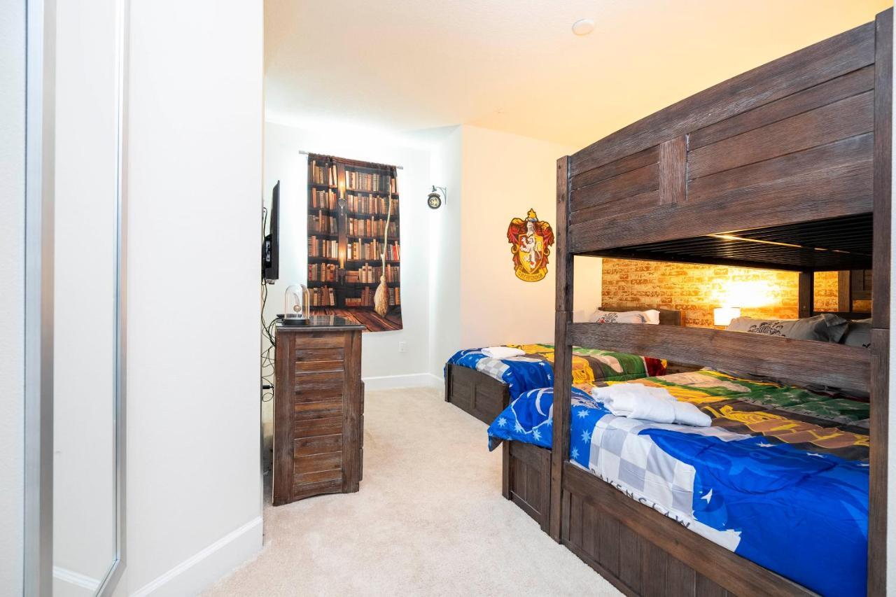 3br Townhouse Near Bbq Grill And Pool Holiday home