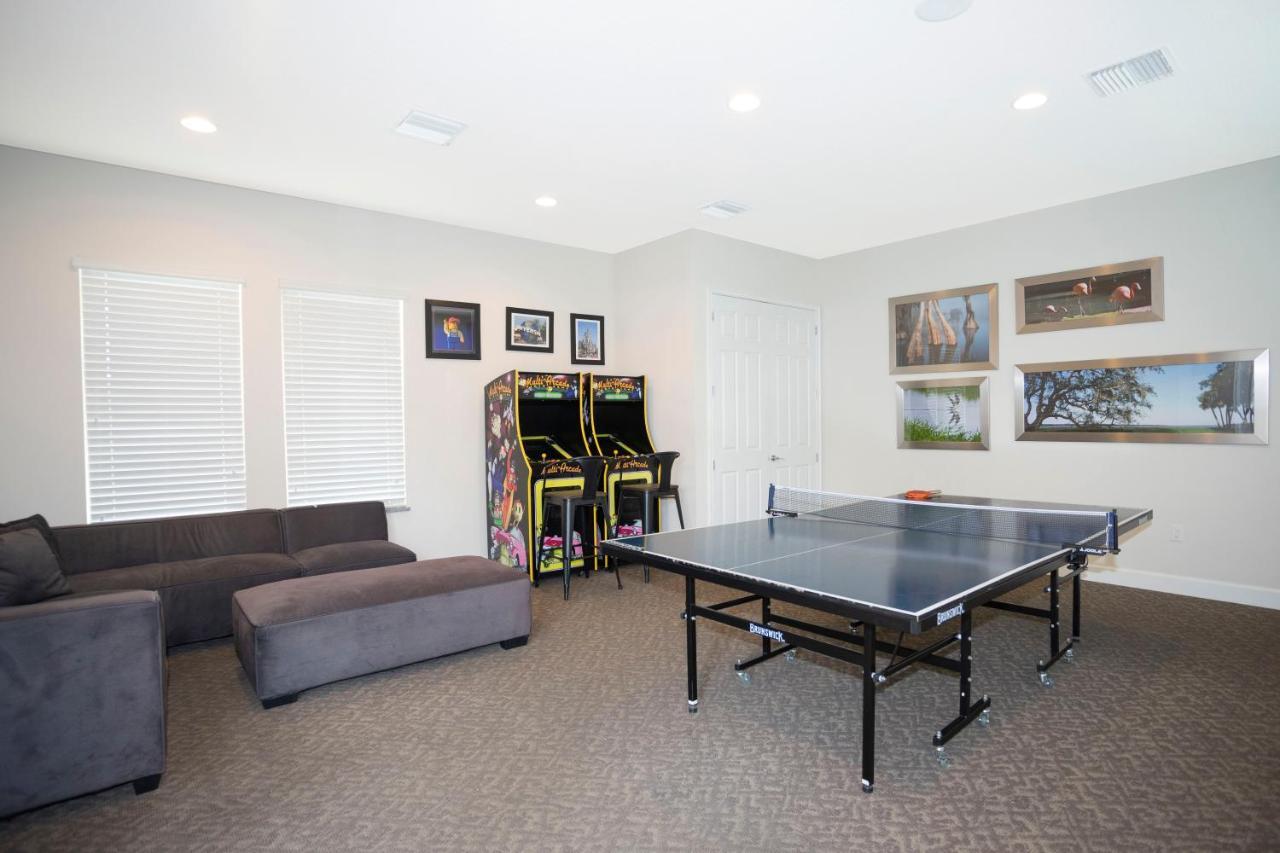 3br Townhouse Near Bbq Grill And Pool