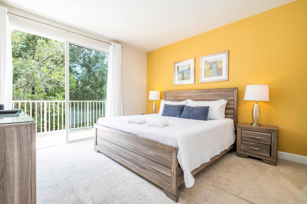 Holiday home 3br Townhouse Near Bbq Grill And Pool