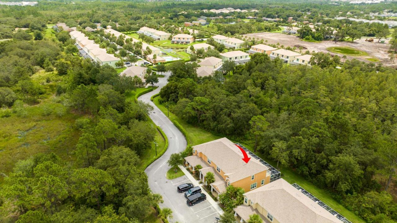 3br Townhouse Near Bbq Grill And Pool Holiday home