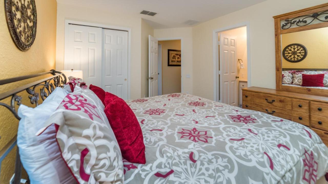 Windsor Hills - 5 Bed 5 Baths