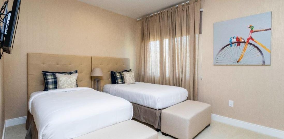Magic Village - 4 Bed 45 Baths *