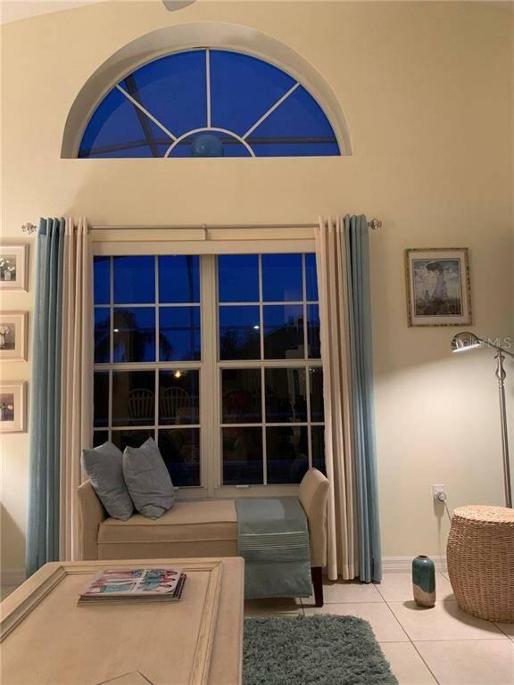 Beautiful 4 Bedroom 10 Minutes To Orlando