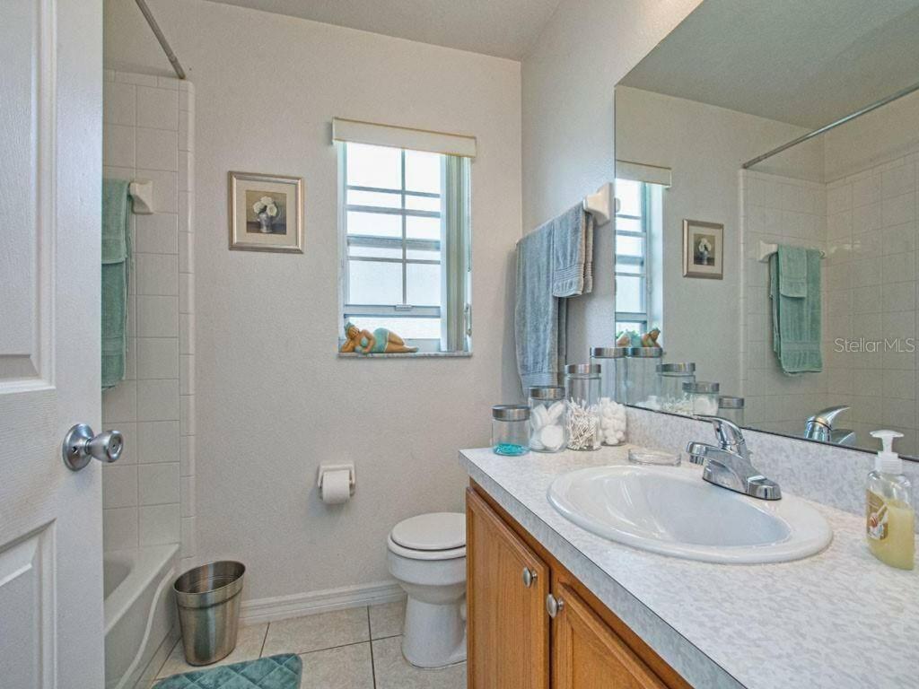 Beautiful 4 Bedroom 10 Minutes To *
