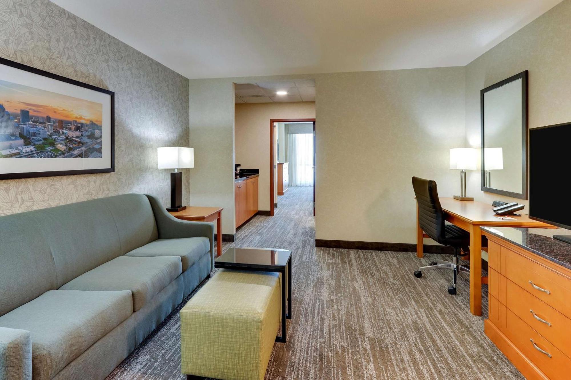 Drury & Near Universal Hotel 3*