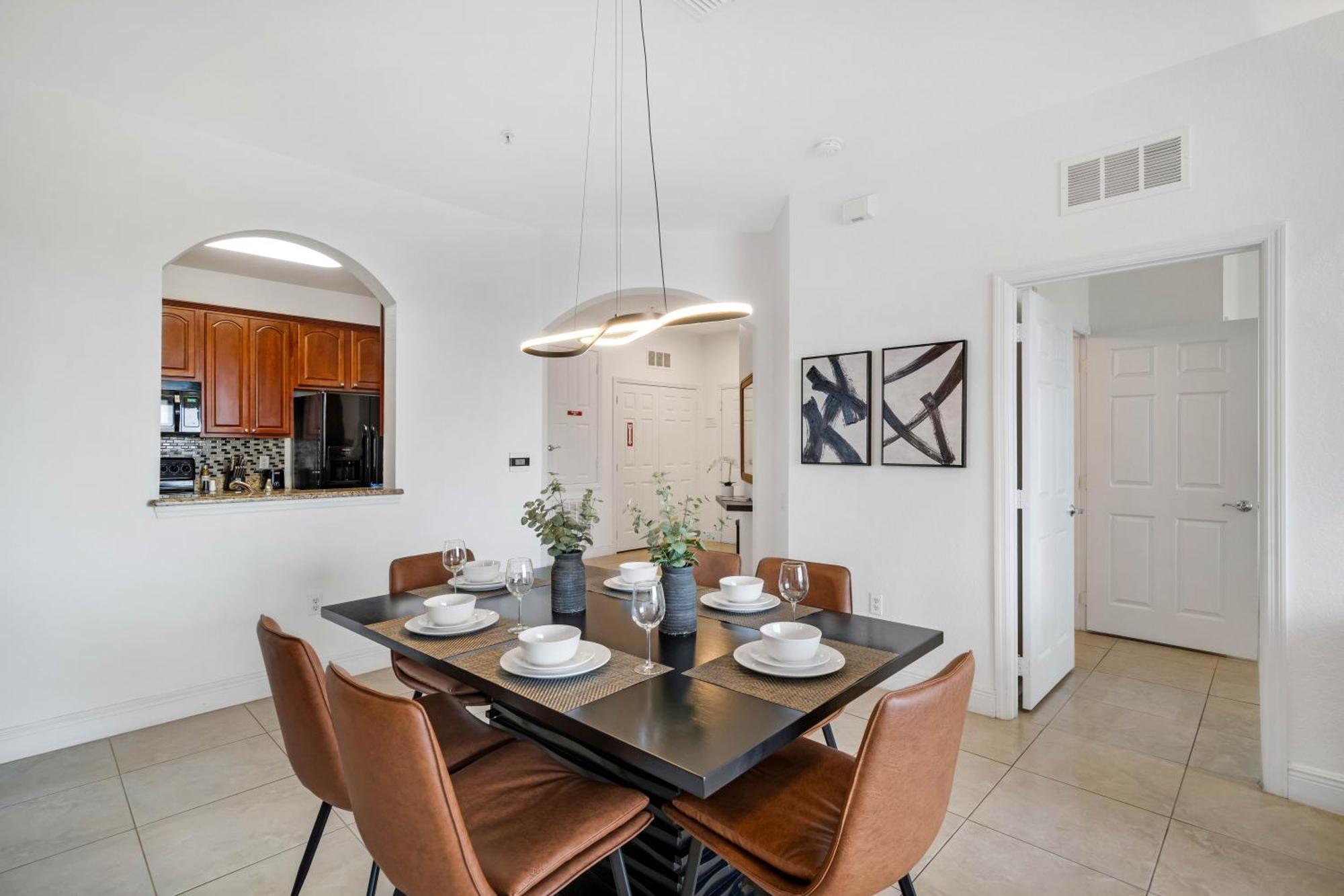 Apartment Updated Near Conv Ctr, I-drive & Universal Orlando