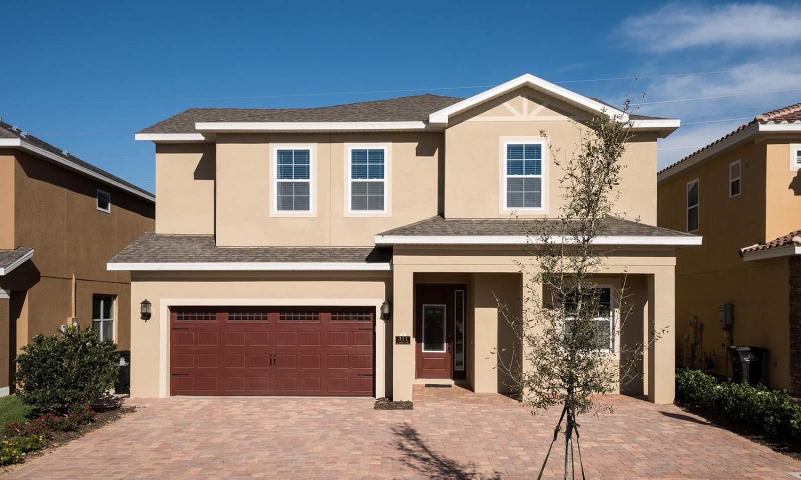 Charming 10 Bdrm With Open Living Area At Encore * Orlando