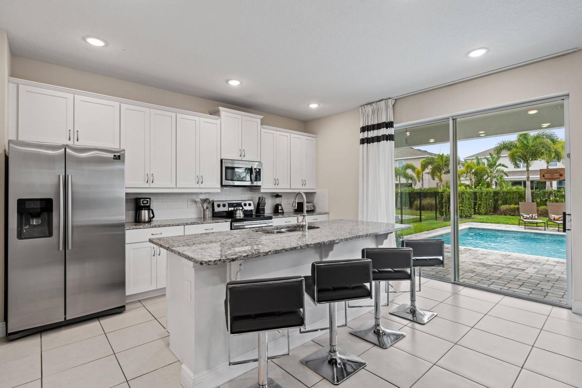 Holiday home Encore 6 Bedroom With Pool *