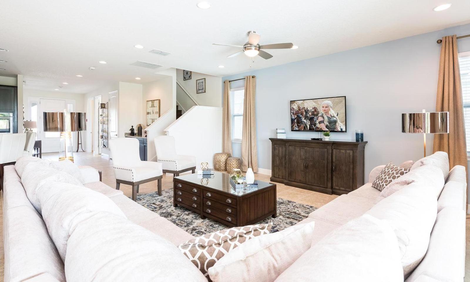 Chic 11 Bdrm With Private Pool In Encore Holiday home