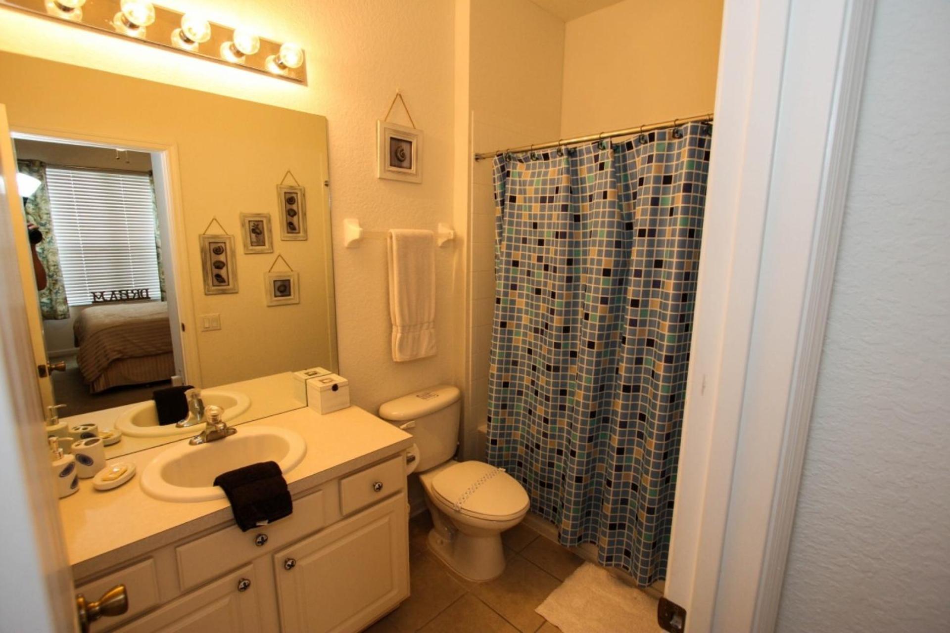 2627 Windsor Hills