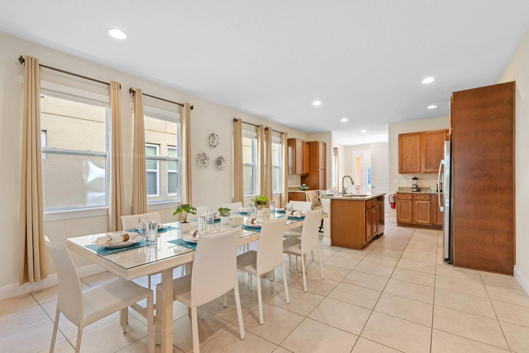 Encore 8bd,game Room,pool,themed Close To Holiday home *