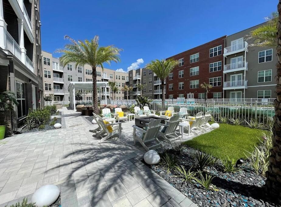 Perfect Universal Experience Apartment