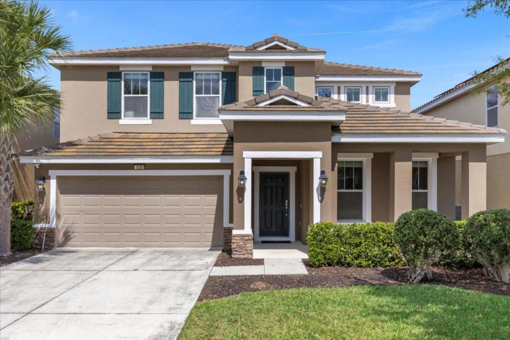 5 Bedrooms - 4 Bathrooms - Solterra 5357 Oa *