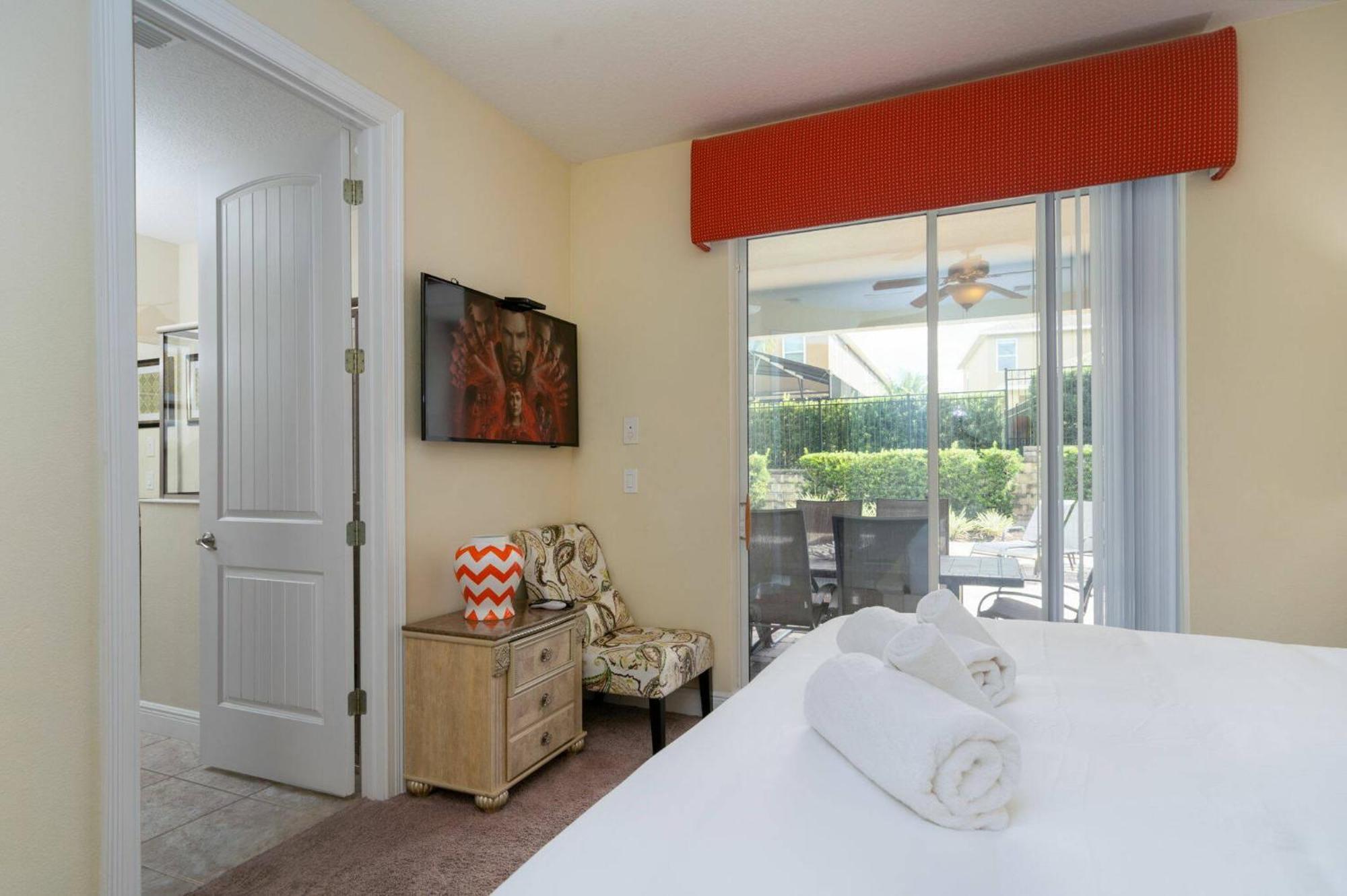 Holiday home Encore 11 Bedroom With Pool