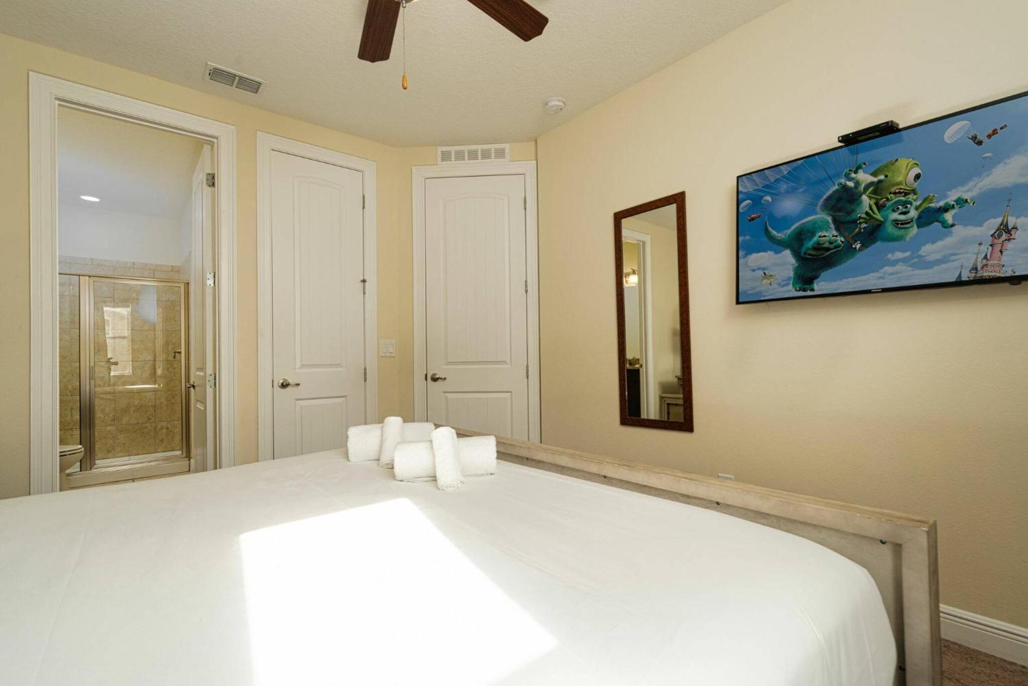 Holiday home Encore 11 Bedroom With Pool