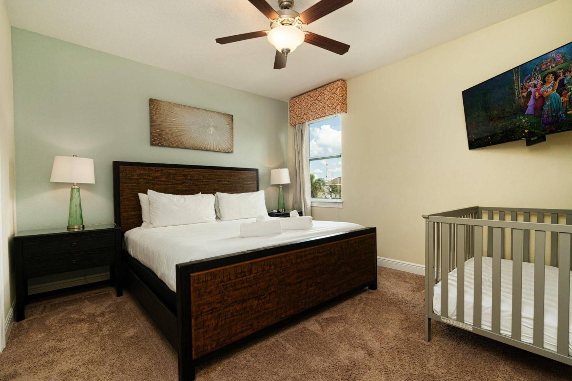 Encore 11 Bedroom With Pool Holiday home *