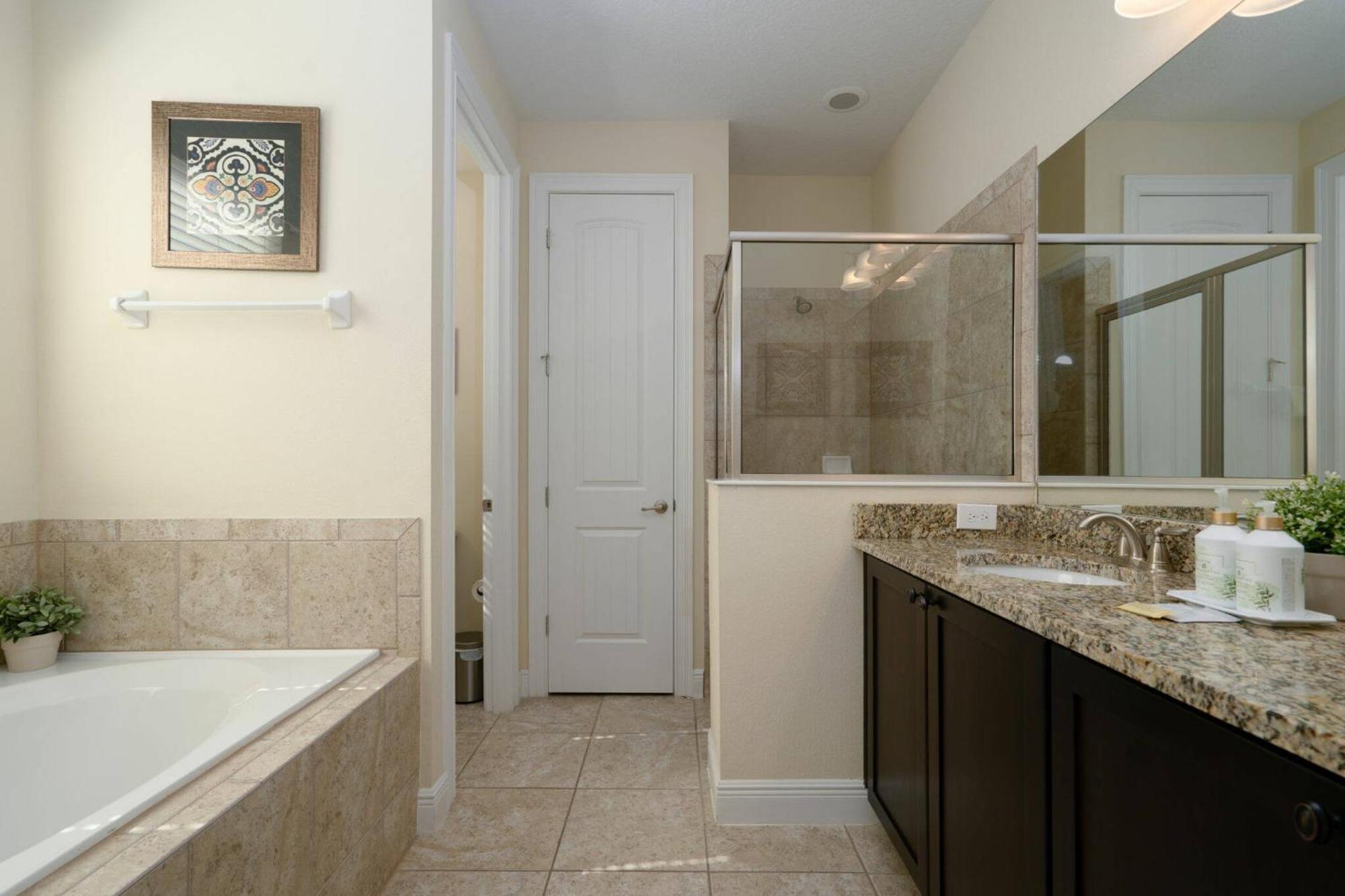 Encore 11 Bedroom With Pool