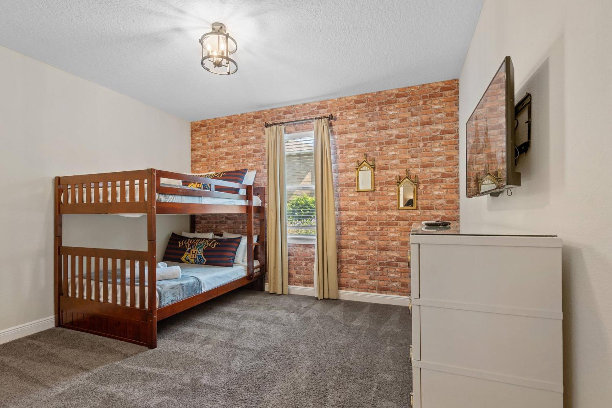 Encore 8bd,game Room,pool,themed Close To Holiday home