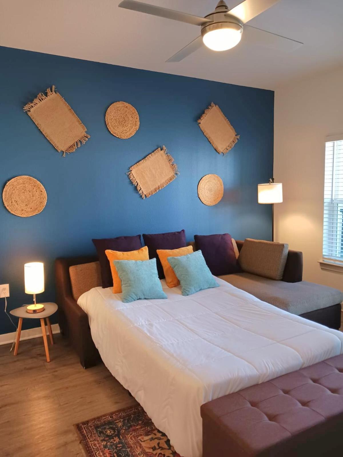 Apartment Complete Tranquil 10 Min To Parks Allows Pets, Resort-style Amenities Orlando