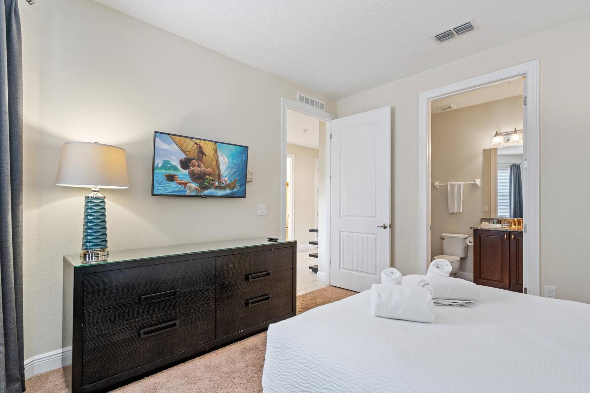 Magical Retreat At Encore, Movie Room, Close To