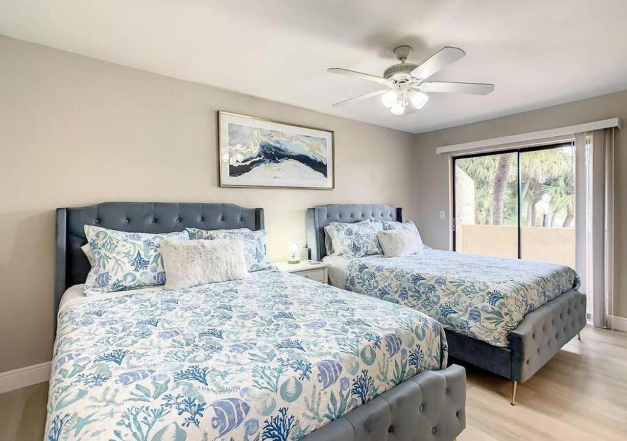 Charming Lakeview Retreat Iii