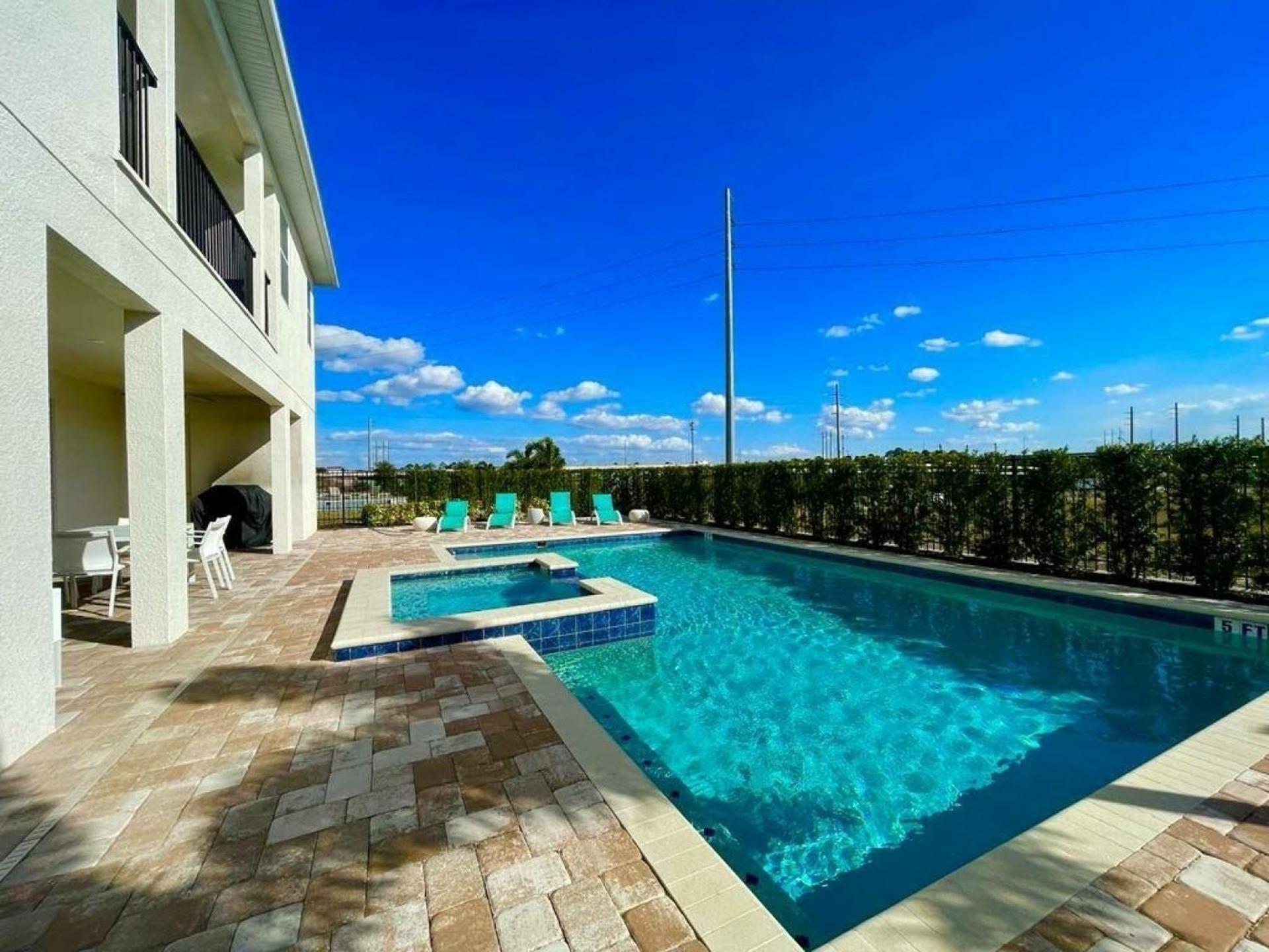 - Encore 1501 Orlando