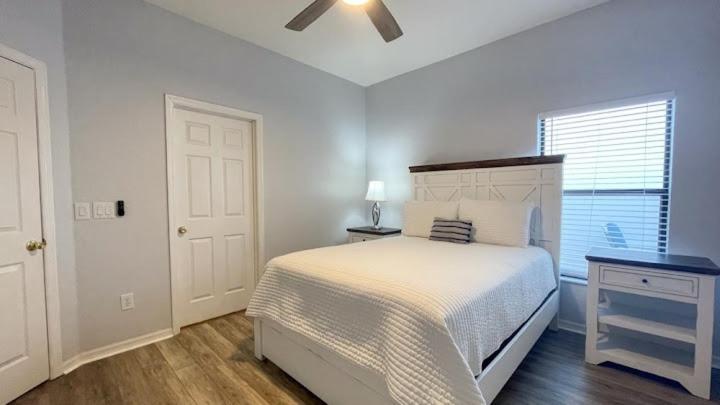 Caribbean Breeze At Ellis Exclusive * Orlando