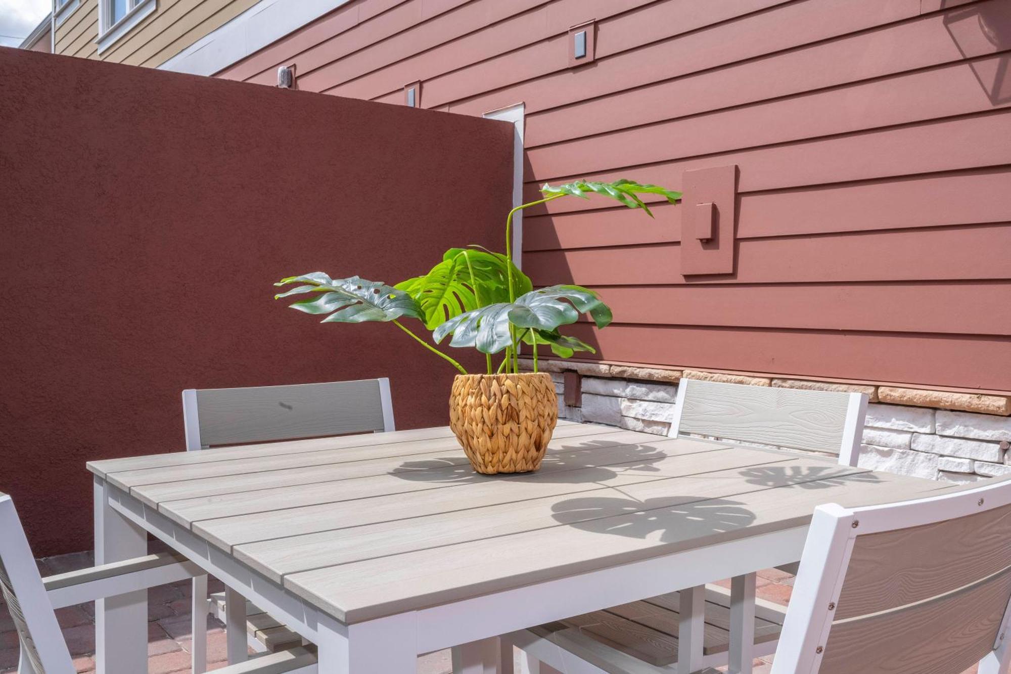 Amazing 2024 5 Min To Holiday home