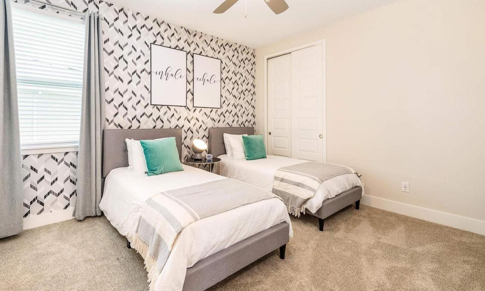 Energetic 6 Bdrm With Games At Encore Holiday home *
