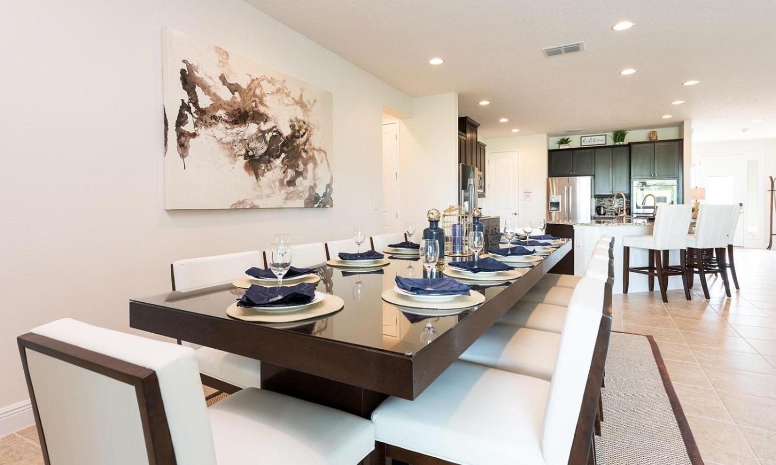 Holiday home Chic 11 Bdrm With Private Pool In Encore *