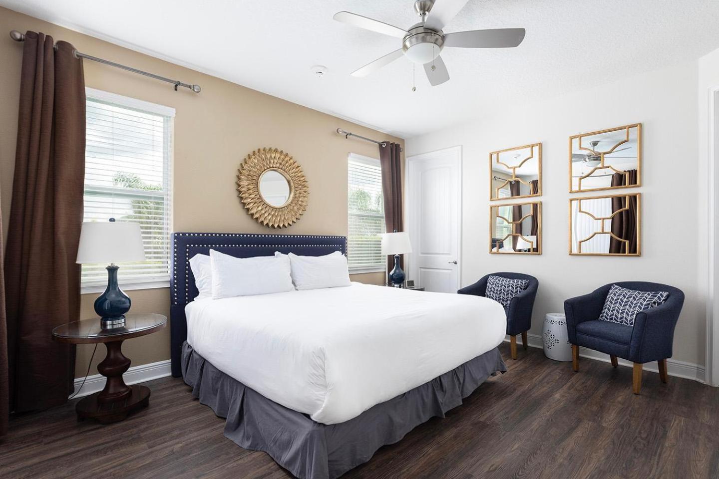 Holiday home Chic 11 Bdrm With Private Pool In Encore *