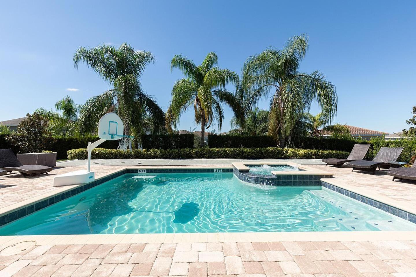 Holiday home Luxurious 11 Bdrm With Tiki Themed Game At Encore Orlando